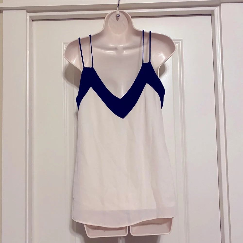 Lulu’s Ivory and Black Tank - Picture 6 of 6